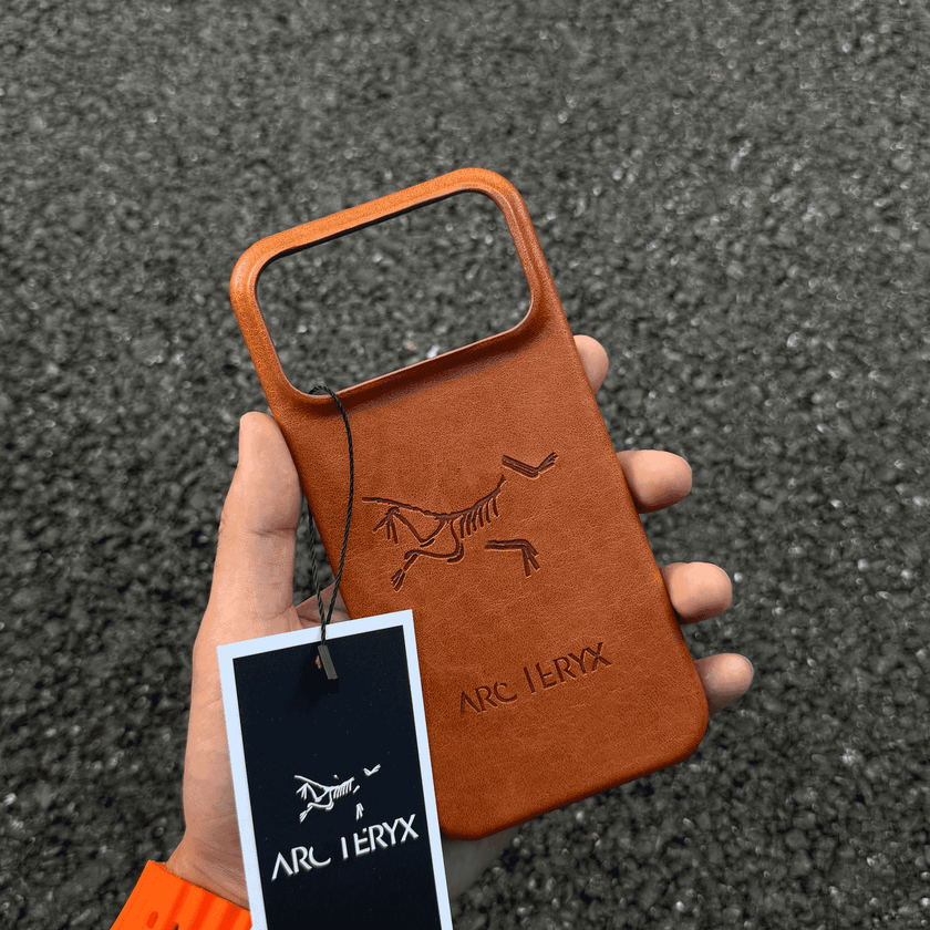 양각 가죽 스켈레톤 버드 아이폰 케이스 – 하드 쉘, 프리미엄 레트로 스타일